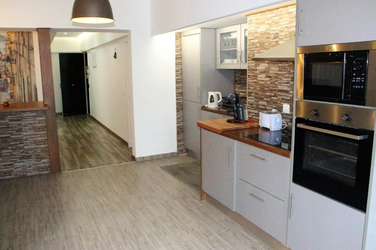 Santos Deluxe Apartment Lisbona Esterno foto