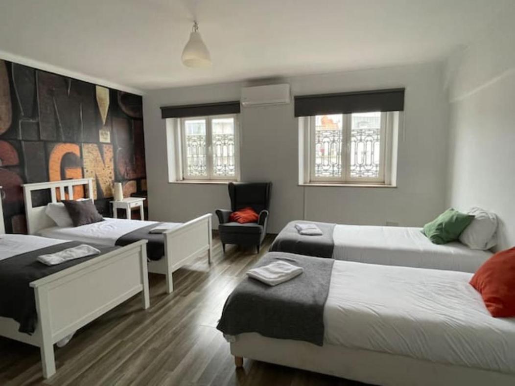 Santos Deluxe Apartment Lisbona Esterno foto